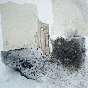 Nachklang 2 - 30 x 30cm (Collage/Pigment)